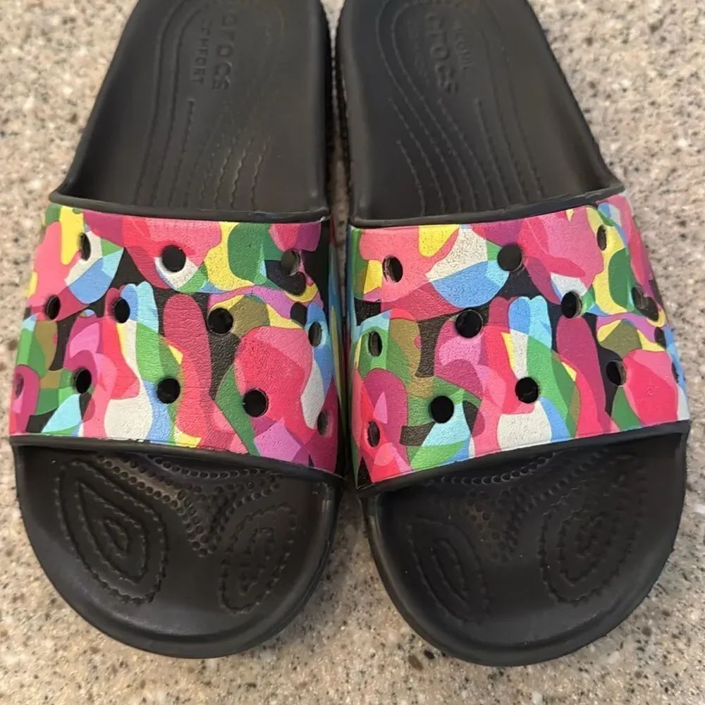 CROCS Bubble Block Slide - Picture 4 of 11